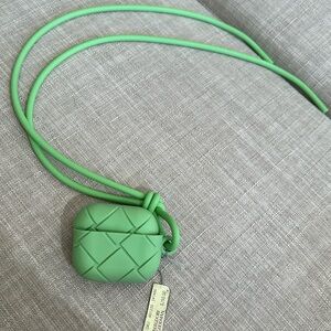 Bottega Veneta airpod pro case Brand New